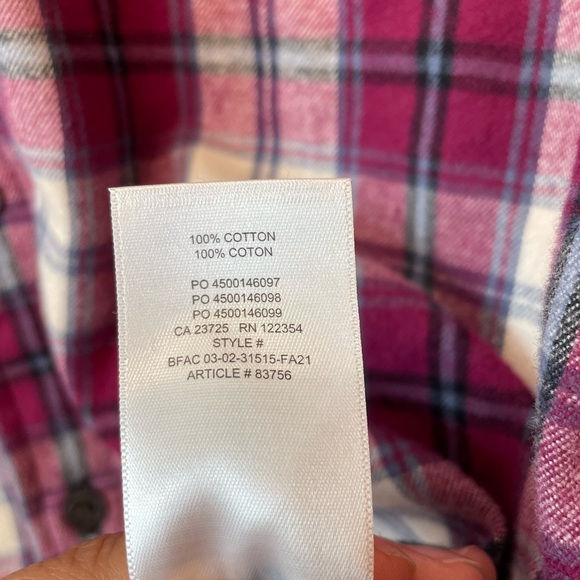 Aritzia TNA Pink Plaid Flannel Button-Up Shirt XS Long Sleeve Oversize - Picture 4 of 6
